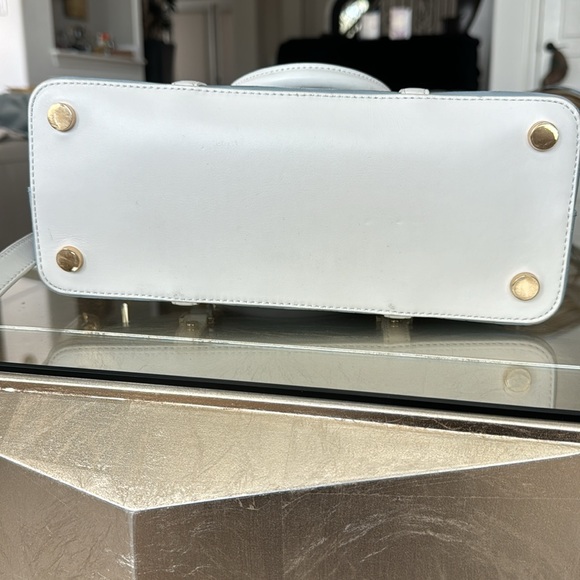 Handbag - Picture 3 of 3